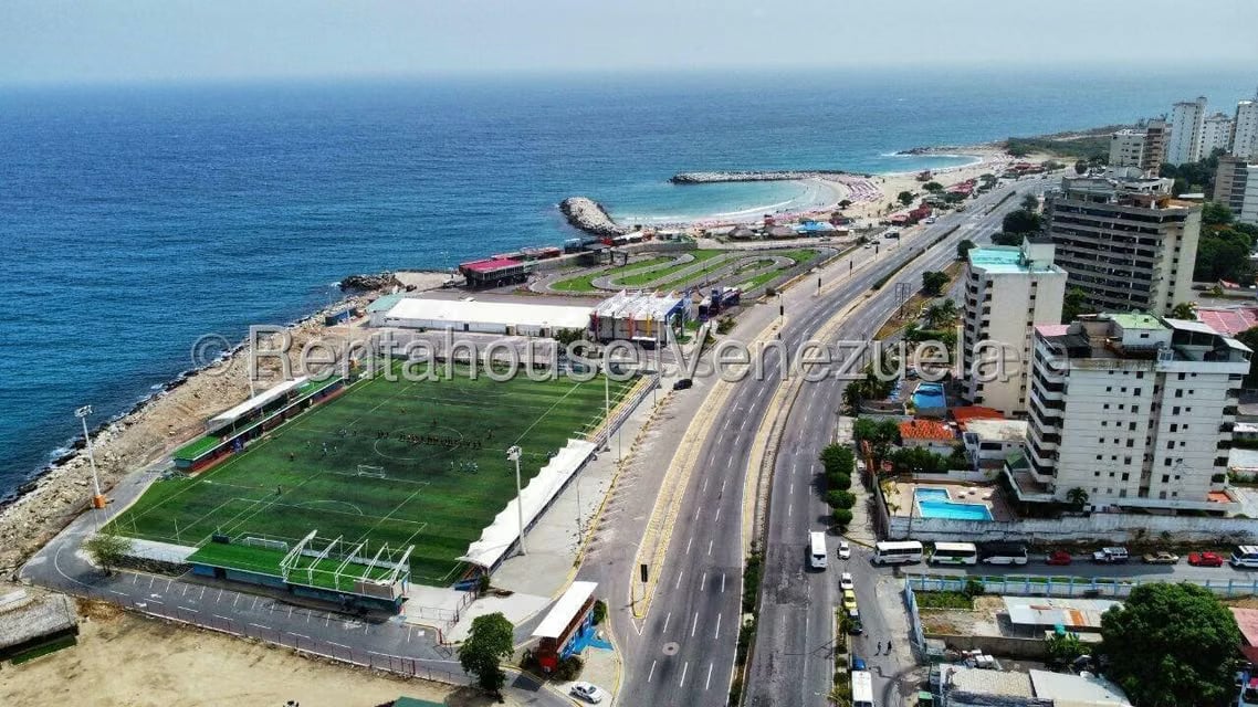 Casa (Casas de Playa) en Venta en Palmar Oeste, Vargas - 28