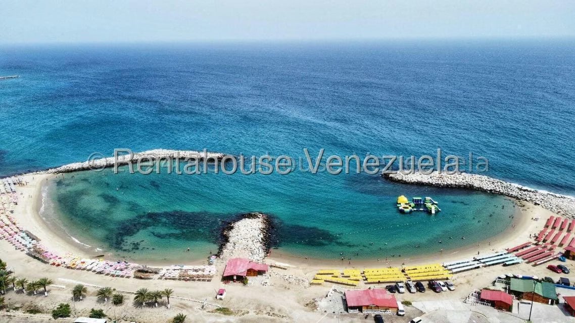 Casa (Casas de Playa) en Venta en Palmar Oeste, Vargas - 4