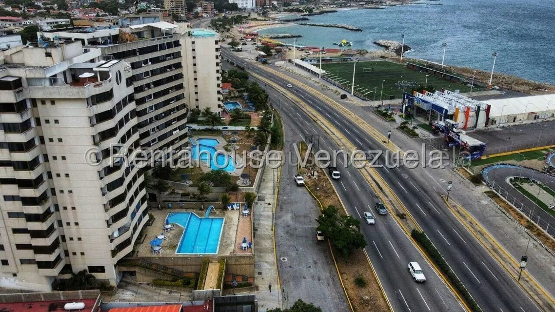 Casa (Casas de Playa) en Venta en Palmar Oeste, Vargas - 5
