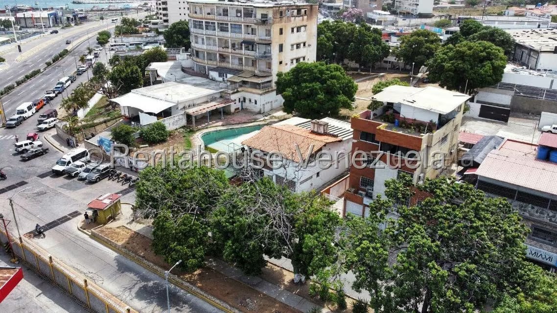Casa (Casas de Playa) en Venta en Palmar Oeste, Vargas - 10