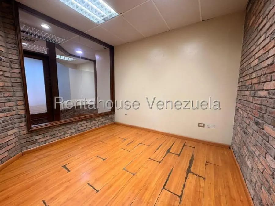Oficina en Alquiler en Maracaibo - 4