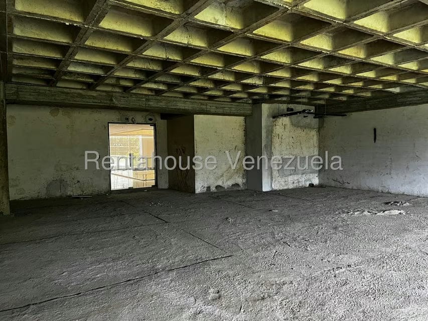 Comercial (Oficina) en Alquiler en Los Naranjos del Cafetal, Distrito Metropolitano - 11