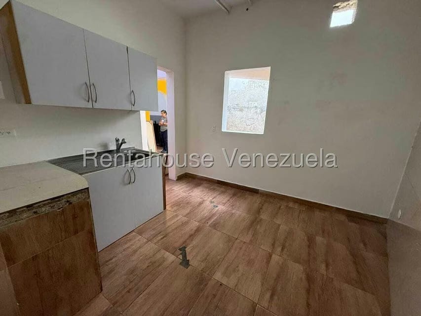 Comercial (Local Comercial) en Alquiler en Los Caobos, Distrito Metropolitano - 9