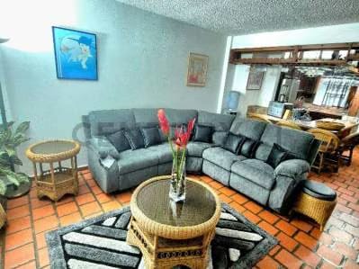 Century21 Ofrece en alquiler de Villa de tres niveles en el C.R. Pueblo Viejo - 3
