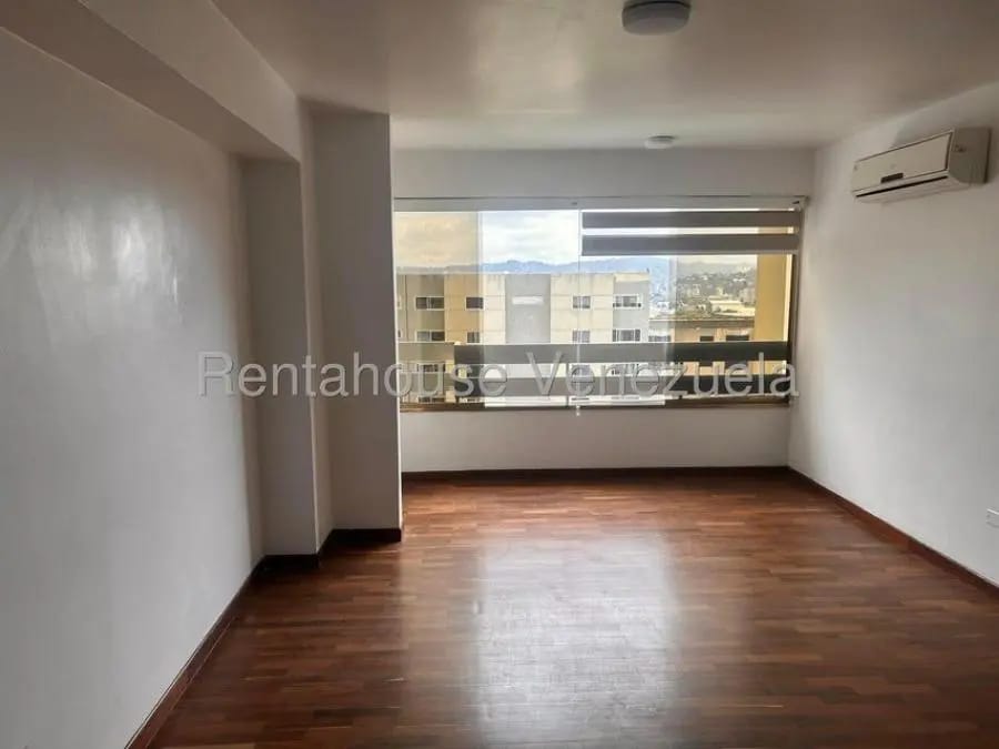 Apartamento en Alquiler en Caracas - 2