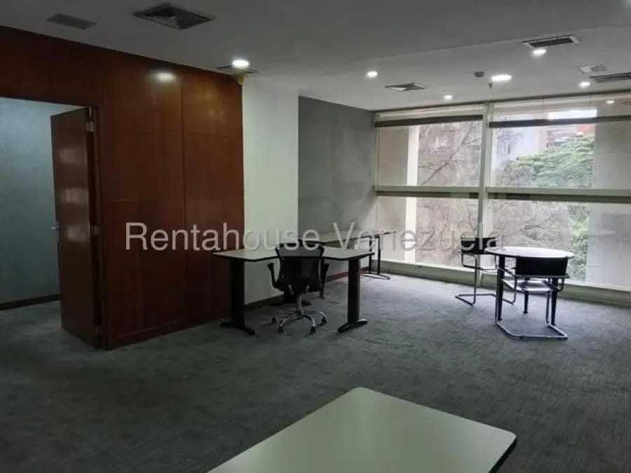 Oficina en Alquiler en El Rosal Caracas - 7