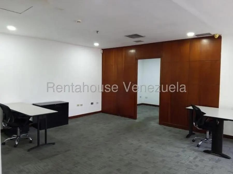 Oficina en Alquiler en El Rosal Caracas - 10