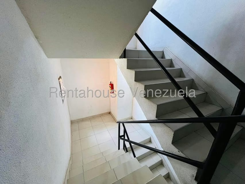 Apartamento (1 Nivel) en Alquiler en Narayola II, Aragua - 2