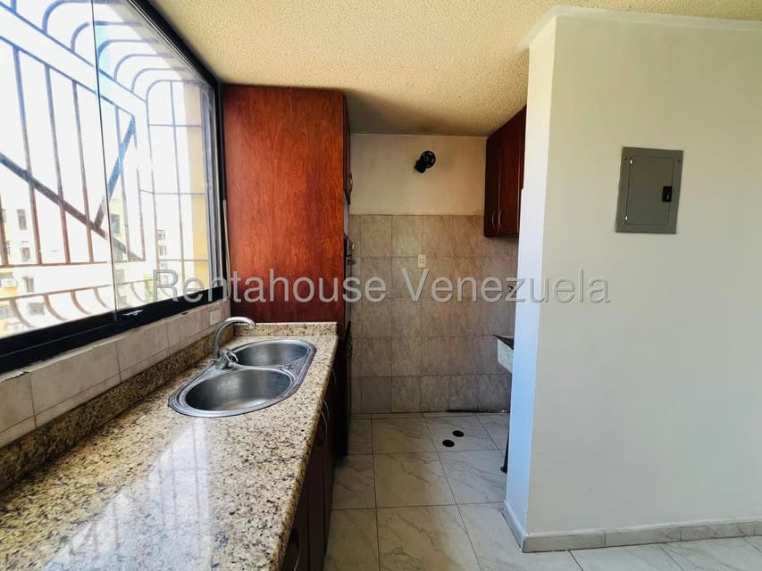 Apartamento (1 Nivel) en Alquiler en Narayola II, Aragua - 11