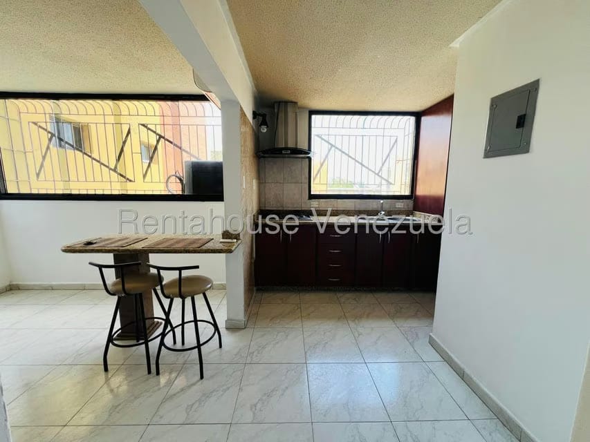 Apartamento (1 Nivel) en Alquiler en Narayola II, Aragua - 13