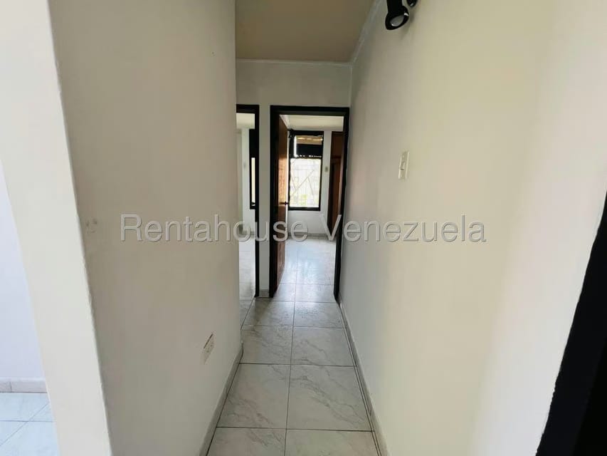 Apartamento (1 Nivel) en Alquiler en Narayola II, Aragua - 16
