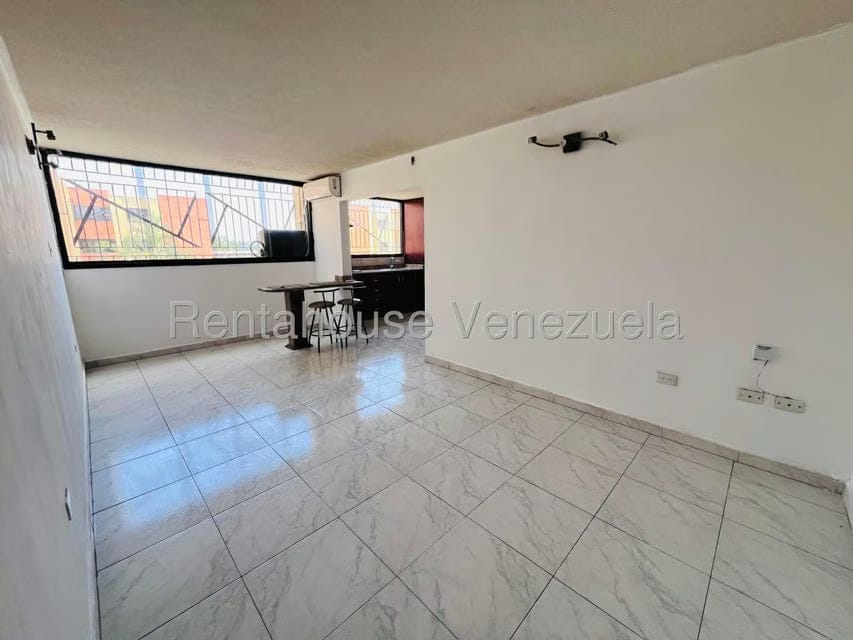 Apartamento (1 Nivel) en Alquiler en Narayola II, Aragua - 3