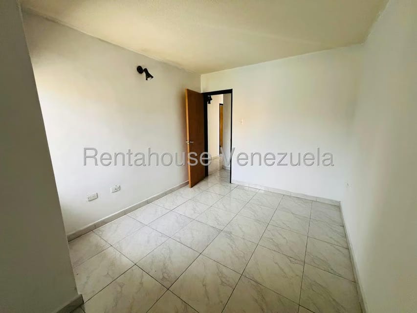 Apartamento (1 Nivel) en Alquiler en Narayola II, Aragua - 22