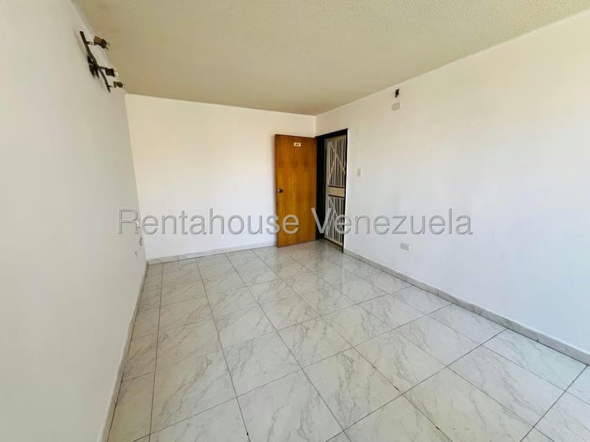 Apartamento (1 Nivel) en Alquiler en Narayola II, Aragua - 24