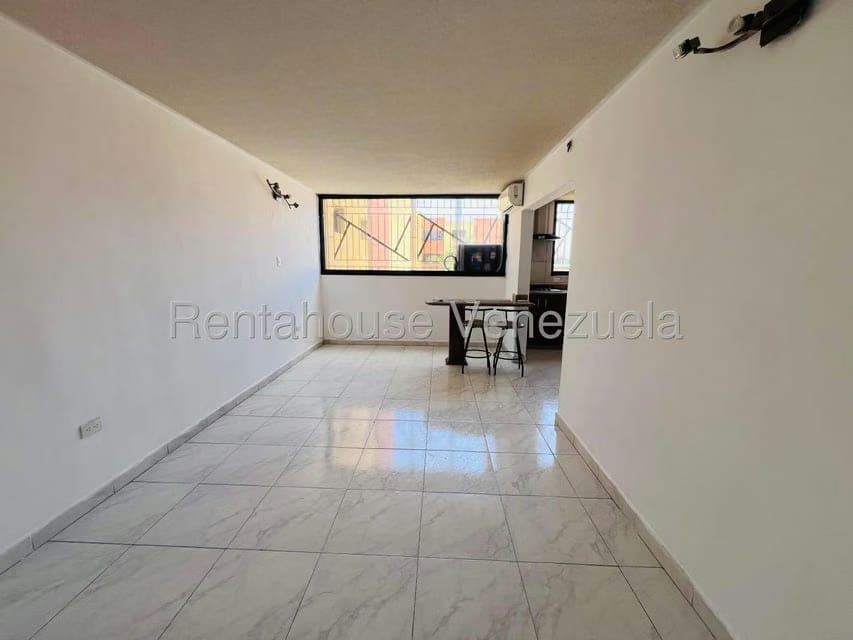 Apartamento (1 Nivel) en Alquiler en Narayola II, Aragua - 4