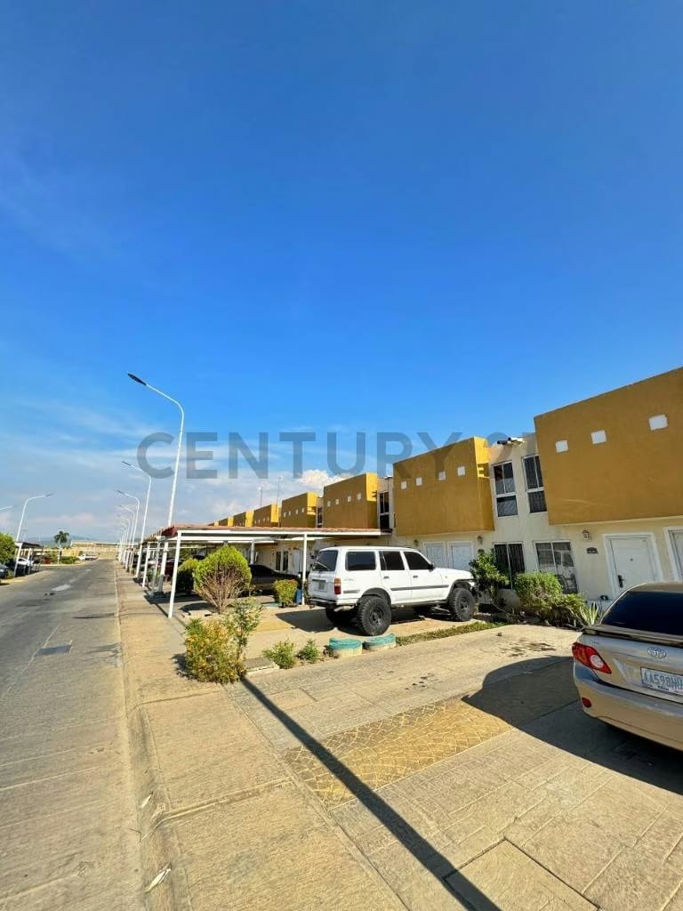 Se vende townhouse en ciudad real barcelona - 2