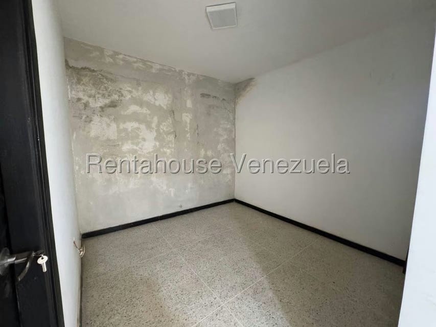 Townhouse (1 Nivel) en Venta en Avenida Intercomunal, Zulia - 11