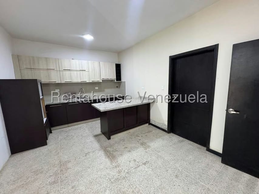 Townhouse (1 Nivel) en Venta en Avenida Intercomunal, Zulia - 4