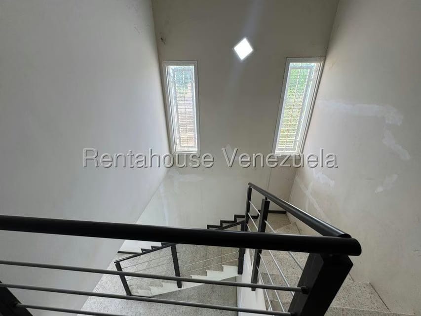 Townhouse (1 Nivel) en Venta en Avenida Intercomunal, Zulia - 8
