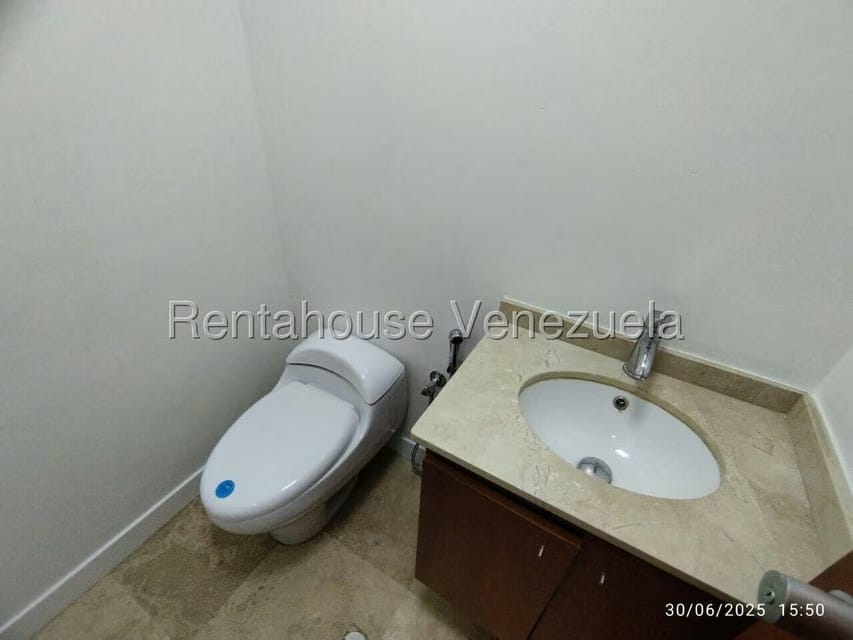 Apartamento (1 Nivel) en Alquiler en Los Naranjos de Las Mercedes, Distrito Metropolitano - 11