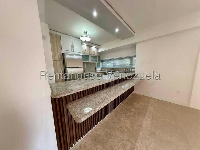 Apartamento (1 Nivel) en Alquiler en Los Naranjos de Las Mercedes, Distrito Metropolitano - 16