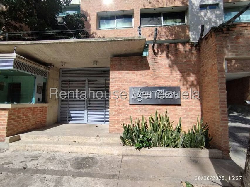 Apartamento (1 Nivel) en Alquiler en Los Naranjos de Las Mercedes, Distrito Metropolitano - 3