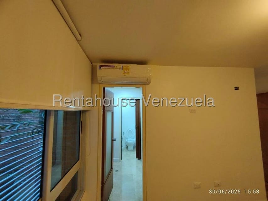 Apartamento (1 Nivel) en Alquiler en Los Naranjos de Las Mercedes, Distrito Metropolitano - 21