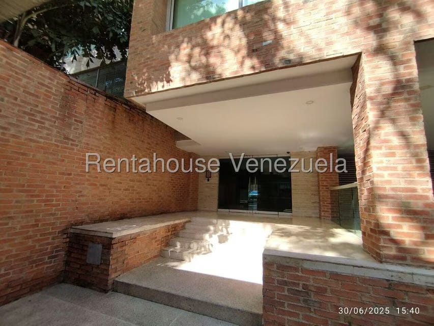 Apartamento (1 Nivel) en Alquiler en Los Naranjos de Las Mercedes, Distrito Metropolitano - 4