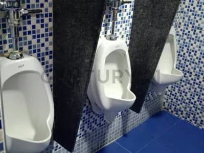 SE VENDE LOCAL Y FONDOS DE COMERCIO - 4