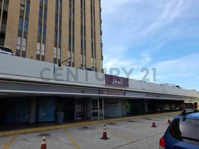 Se alquila oficina amoblada Edif. Banco Industrial. Av. 5 de Julio. Maracaibo - 2