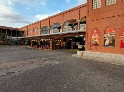 Ofrece Traspaso Maxi Pizza ubicado en la feria de comida del CC Anaco Center.. - 2