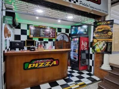 Ofrece Traspaso Maxi Pizza ubicado en la feria de comida del CC Anaco Center.. - 5