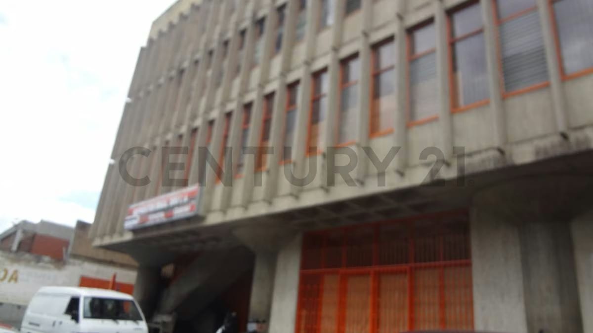 Alquiler local Industrial La Yaguara- Antimano - 3