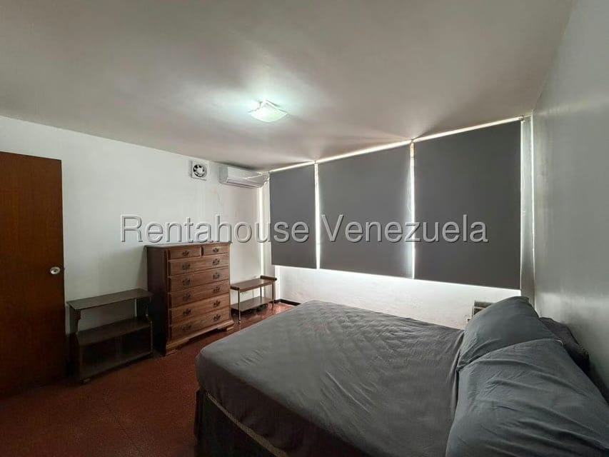 Apartamento (1 Nivel) en Venta en El Marques, Distrito Metropolitano - 13