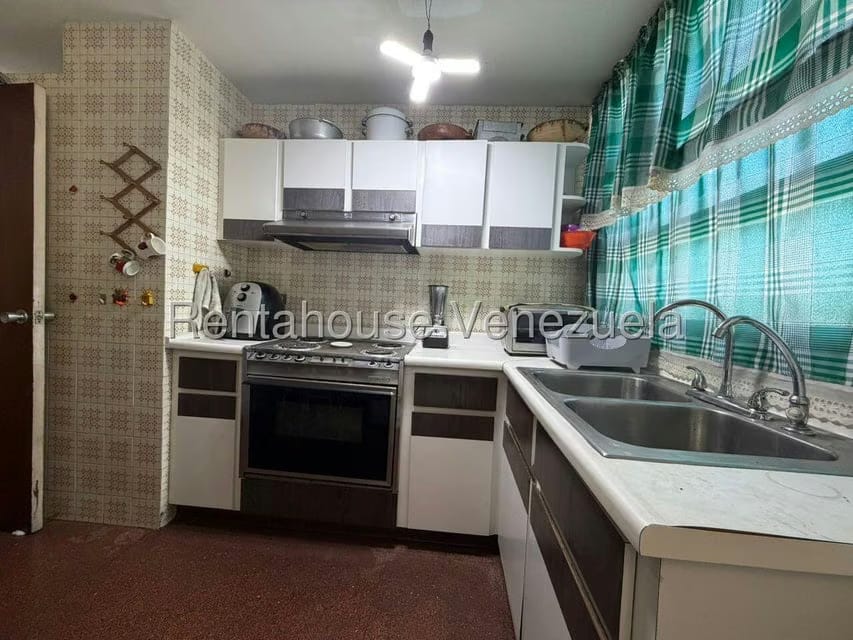 Apartamento (1 Nivel) en Venta en El Marques, Distrito Metropolitano - 16