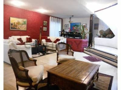 Vendo bonita casa en Lomas del Halcón - 4