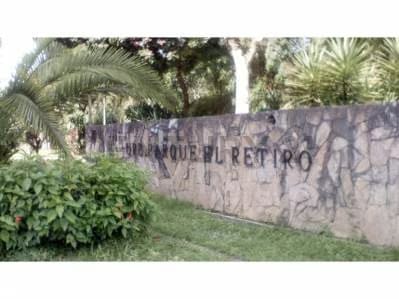 Casa en venta ubicada en San Antonio, Urbanización Parque El Retiro - 2