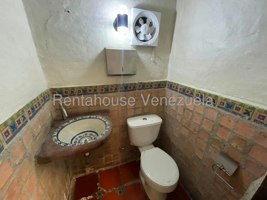 Comercial (Local Comercial) en Alquiler en El Hatillo, Distrito Metropolitano - 28