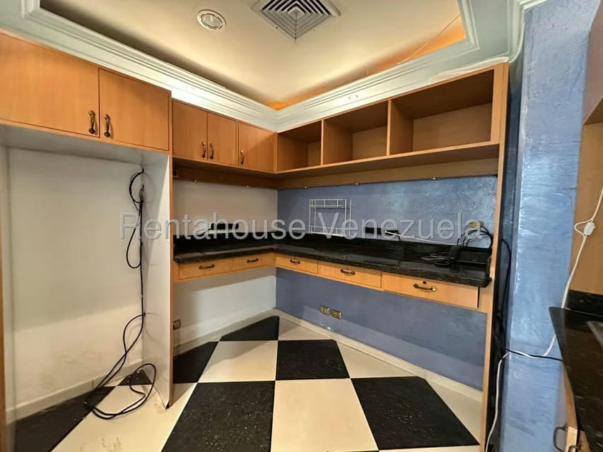 Comercial (Consultorio Medico) en Alquiler en Calicanto, Aragua - 18