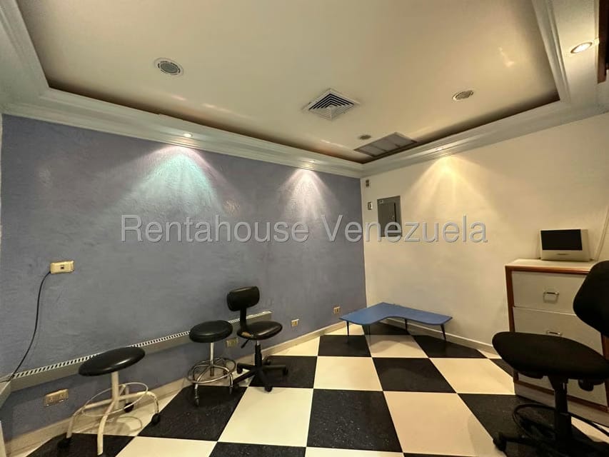 Comercial (Consultorio Medico) en Alquiler en Calicanto, Aragua - 34