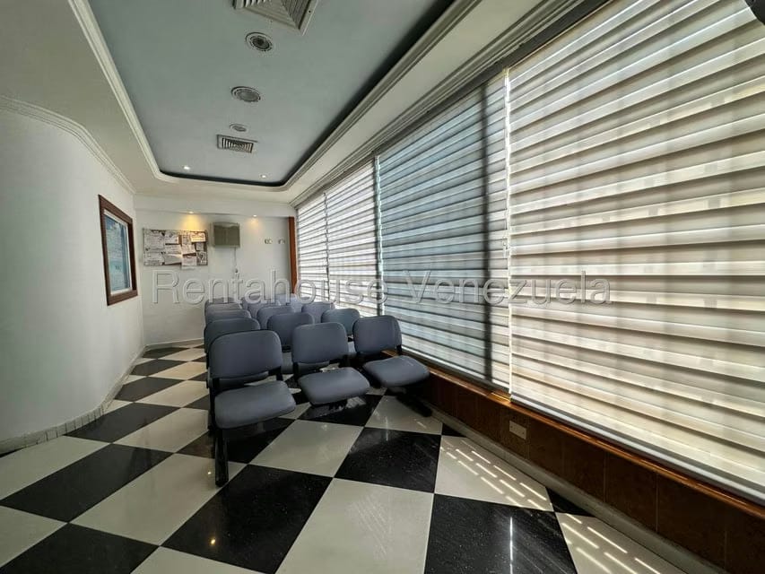 Comercial (Consultorio Medico) en Alquiler en Calicanto, Aragua - 8