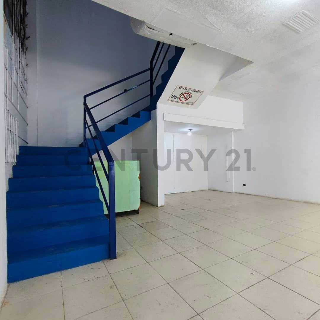 Local Comercial con ubicación estratégica Calle Honduras de Puerto La Cruz - 5