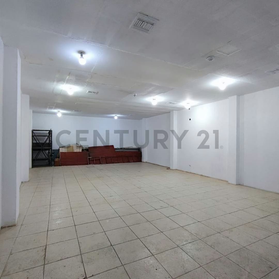 Local Comercial con ubicación estratégica Calle Honduras de Puerto La Cruz - 7