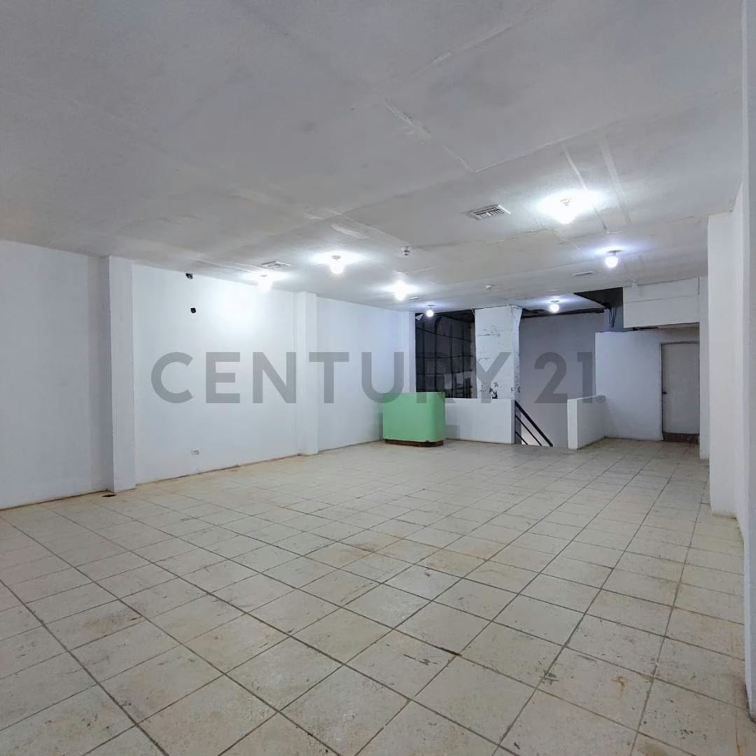 Local Comercial con ubicación estratégica Calle Honduras de Puerto La Cruz - 8