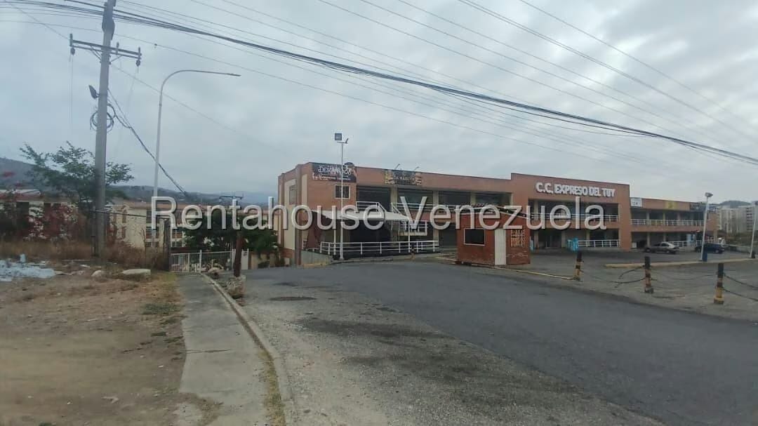 Apartamento (1 Nivel) en Venta en Sector Sucua, Miranda - 2