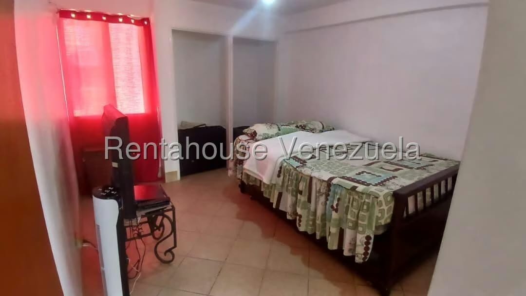 Apartamento (1 Nivel) en Venta en Sector Sucua, Miranda - 14