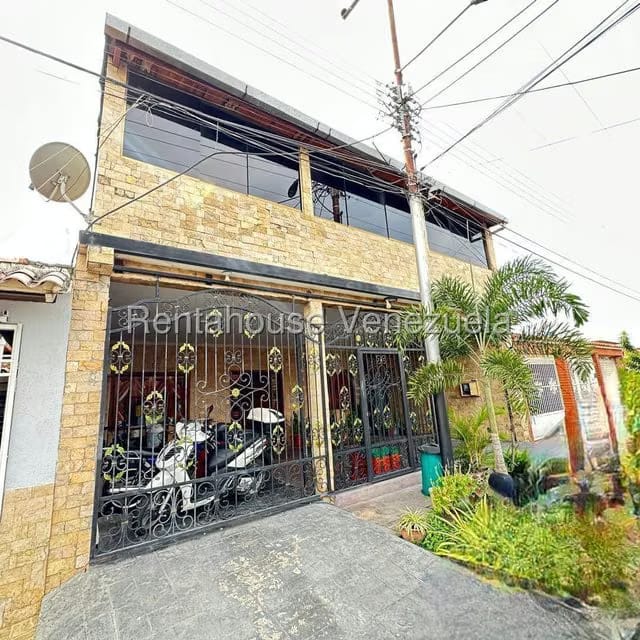 Casa (Multipes Niveles) en Venta en Don Genaro, Aragua - 2