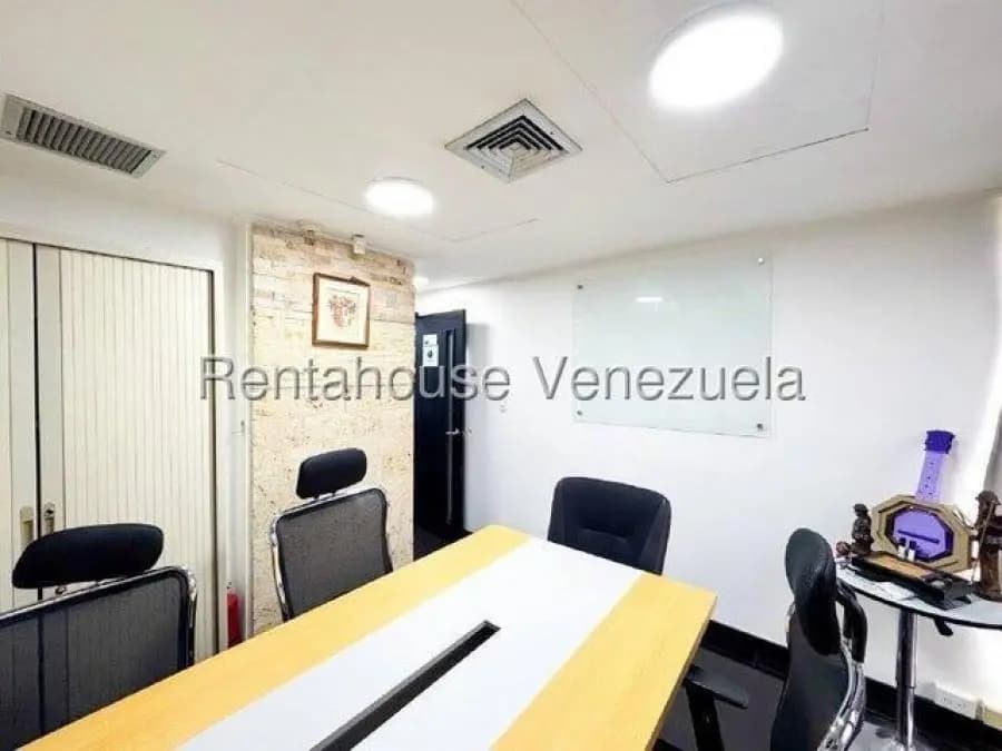 Oficina en Venta en el rosal Caracas - 22