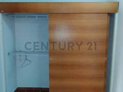 Cómodo anexo con vista al Ávila - 6