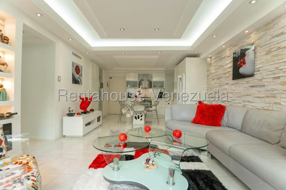 Apartamento (1 Nivel) en Alquiler en El Rosal, Distrito Metropolitano - 29